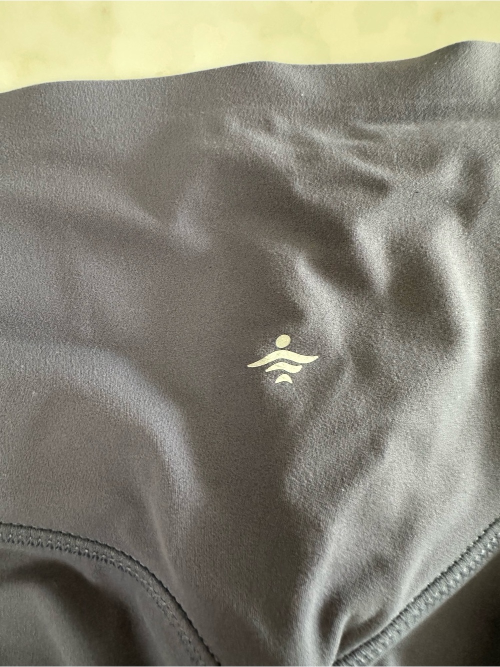 Halara UltraSculpt™ High Waisted Scrunch Butt Lifting Shorts. Size M/L - Picture 8 of 8